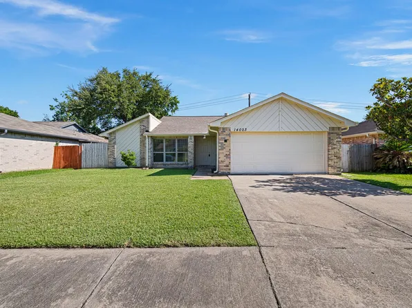 14023 Old Village Ln, Sugar Land, TX 77498
