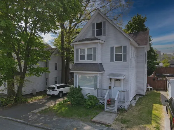90 A St, Lowell, MA 01851