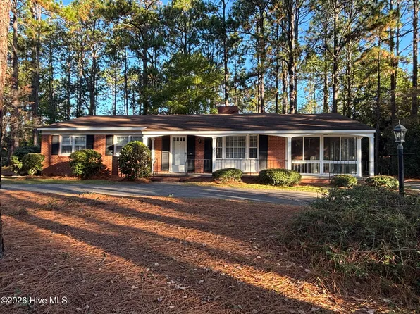 324 John McQueen Rd, Aberdeen, NC 28315