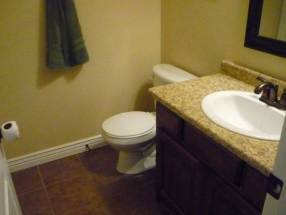 4th image of 784 W 260 S Unit A