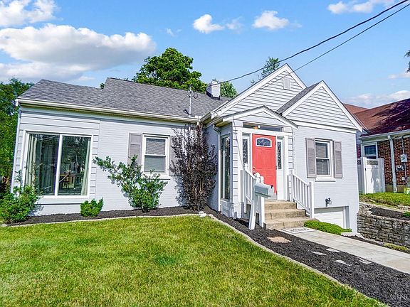 3rd image of 6709 Sampson Ln