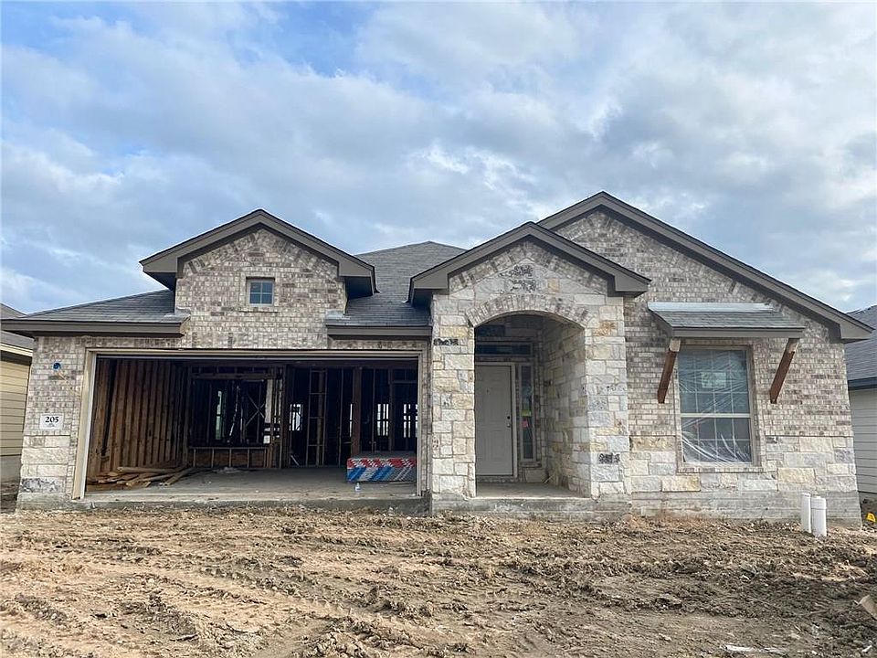 1st image of 205 Gray Wolf Dr