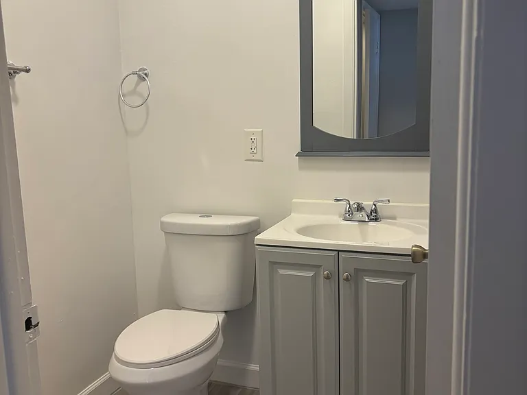 1306 Carol St — Photo 6