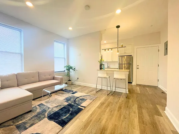 61-23 Fresh Pond Road image 1 of 8