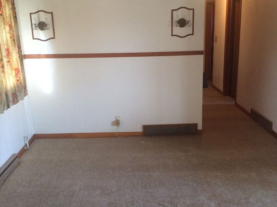 1st image of 422 Green Vista Dr
