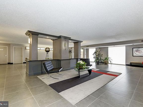 5th image of 200 N Pickett St APT 613