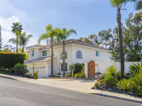 601 Marazon Ln, Vista, CA 92081
