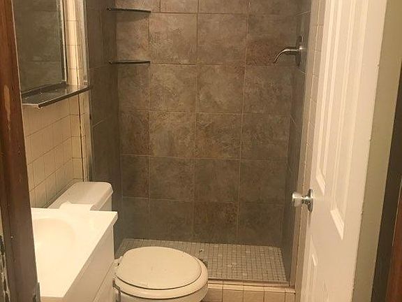 3rd image of 4695 W Alaska Pl