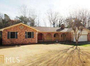 490 Greencrest Dr, Athens, GA 30605