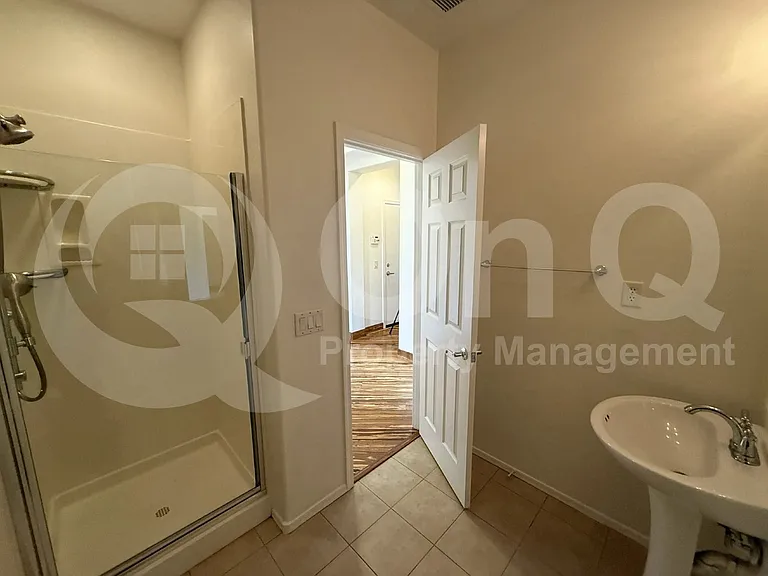 1104 E Gail Dr — Photo 21