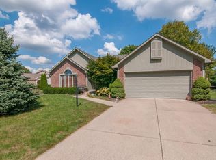 618 White Pine Dr, Noblesville, IN 46062