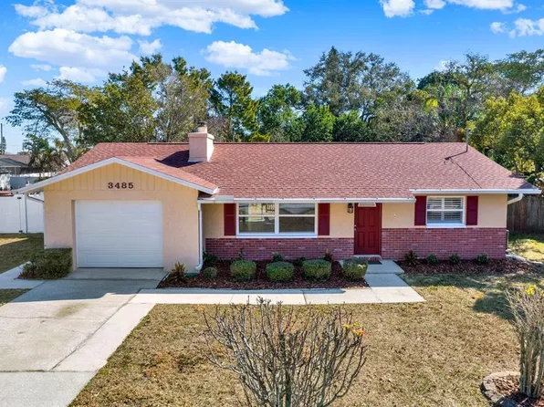 3485 Pine St, Dunedin, FL 34698