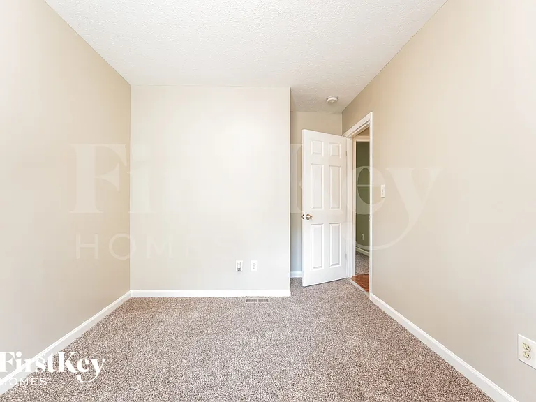 2261 Cherokee Valley Dr — Photo 13