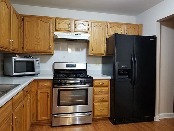 2nd image of 2814 Meadow Ln Unit X1