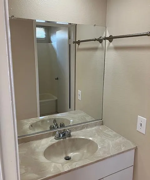 1333 Vista Serena Dr — Photo 11