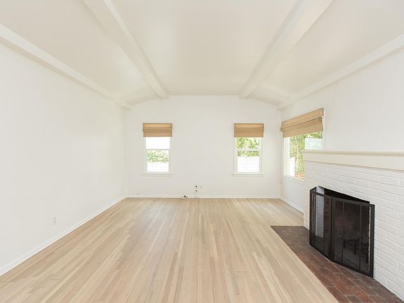 4th image of 12338 Cantura St