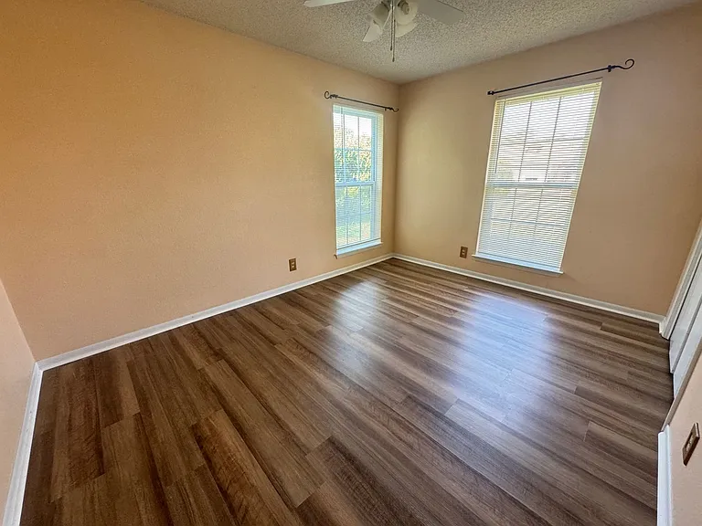 3312 Westrim Dr — Photo 12
