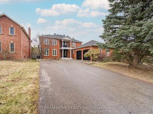 352 Kennedy St W, Aurora, ON L4G5M4