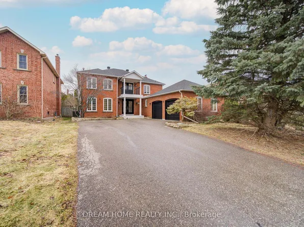 352 Kennedy St W, Aurora, ON L4G 5M4