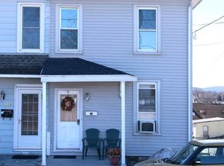 114 Maple Ln, Cornwall Borough, PA 17042