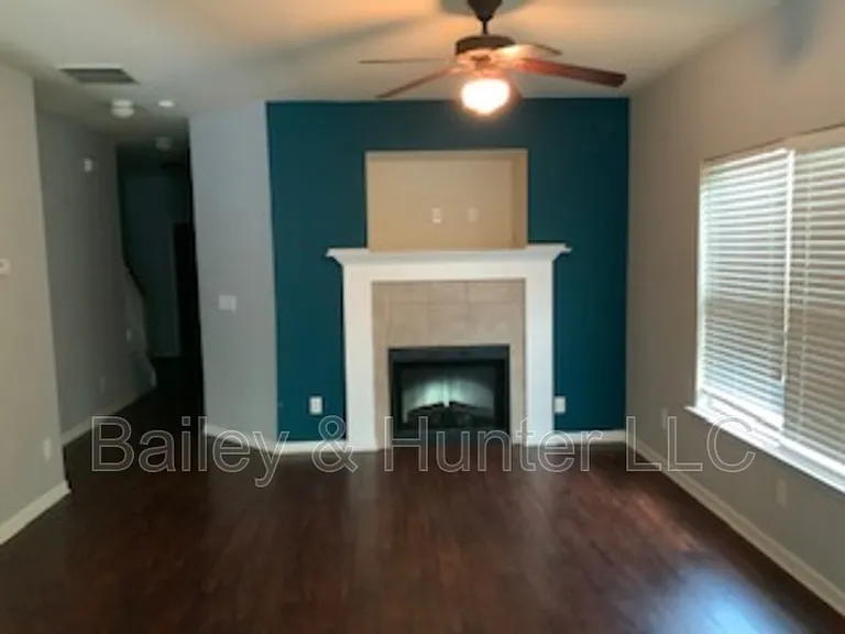 473 Mulberry Row SE — Photo 5