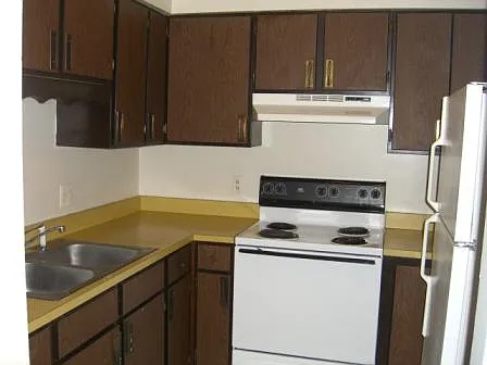 601 E Main St #1 photo 1