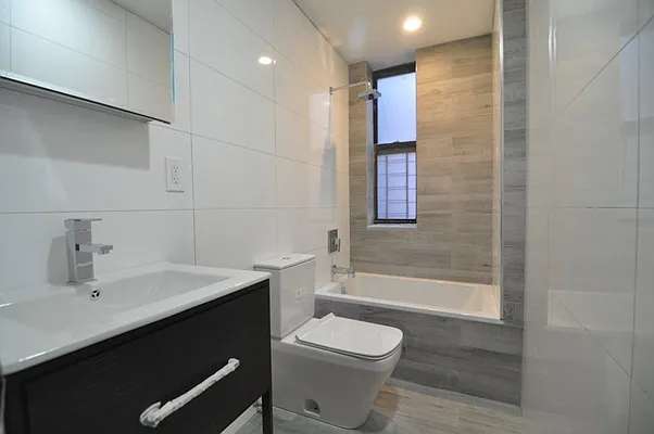 Rented by Bohemia Realty Group | media 26