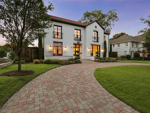 2nd image of 4144 San Carlos Dr