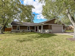 5052 Glenmore Rd, Anderson, IN 46012