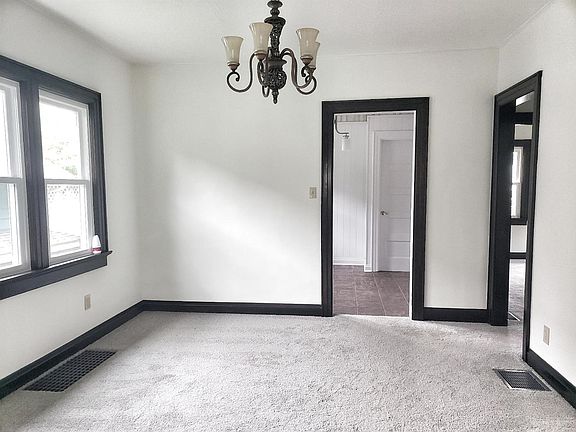 5th image of 1828 Boulevard Pl Lot 12