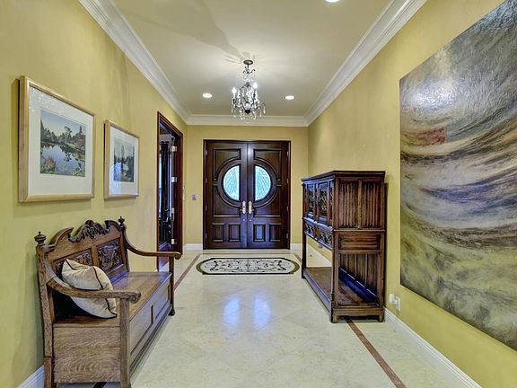 5th image of 15867 Mina Way