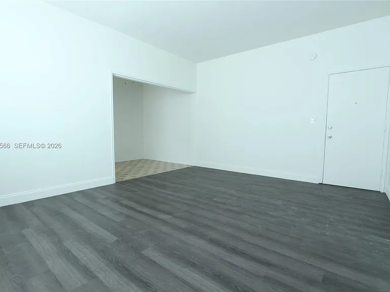 1115 Euclid Ave #11 — Photo 6