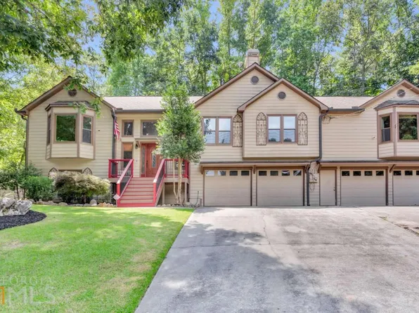 111 Live Oak Ct, Dallas, GA 30157