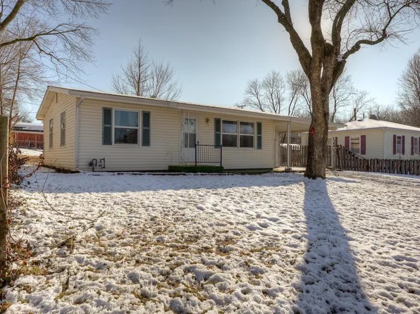 1210 Ash Street, Carthage, MO 64836