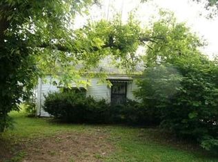 413 S Park Dr, Medway, OH 45341