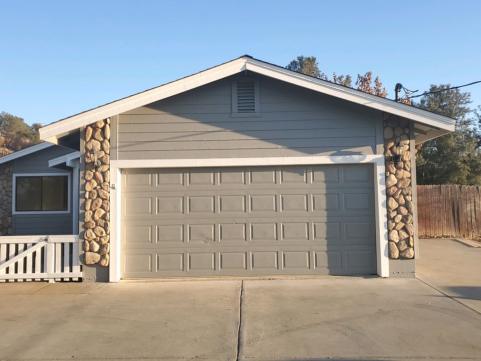 2nd image of 2381 Quail Hill Rd