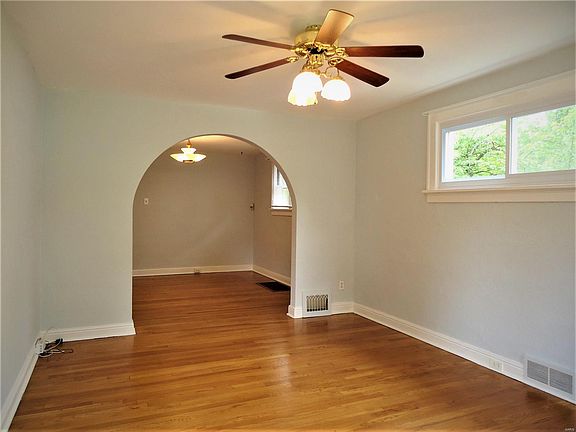 2nd image of 9303 Niles Pl