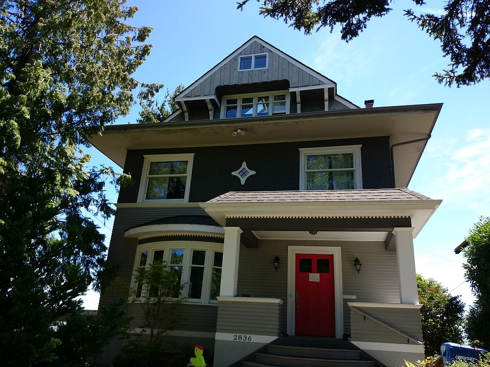 2nd image of 2836 10th Ave E