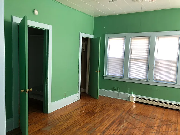 2464 N Bremen St #2 — Photo 9