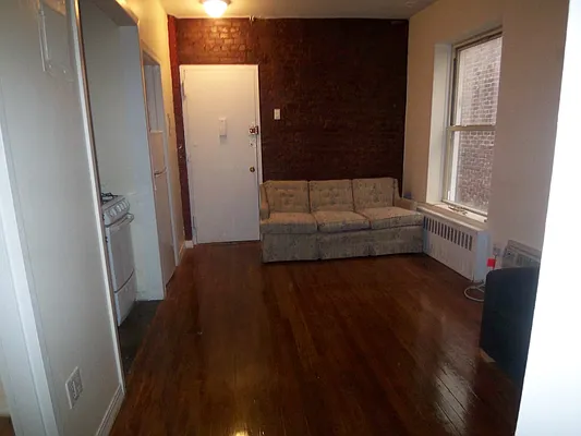 Rented by Fleet Realty | media 42