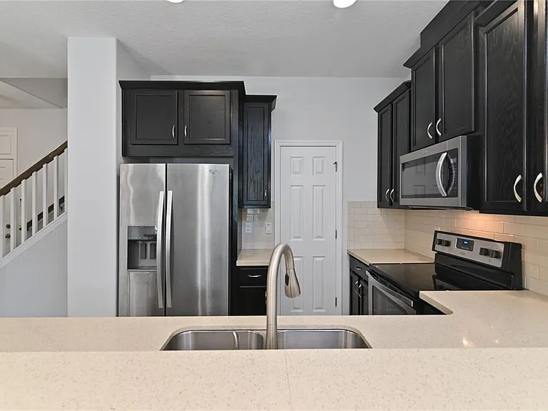 2913 Windmill Dr — Photo 7