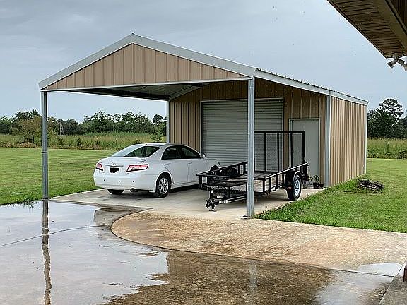 5th image of 190 Bulldog Ln