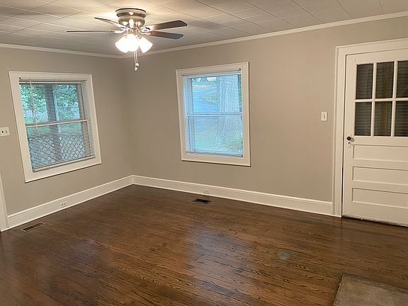 4th image of 312 Oakhurst Ave