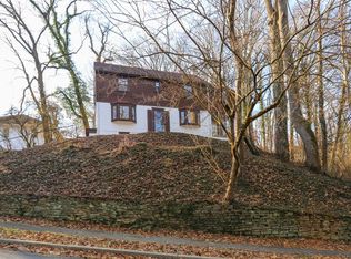 3885 Spring House Ln, Cincinnati, OH 45217