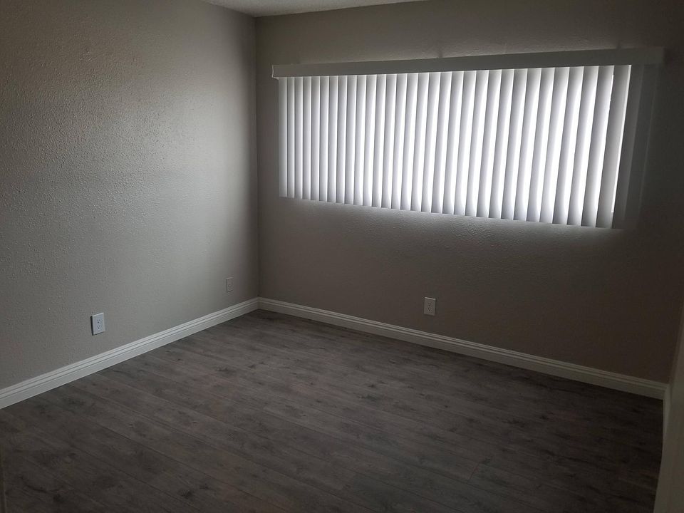 2nd image of 9009 Langdon Ave