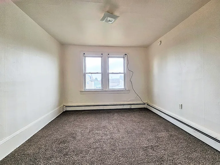245 Matson Ave #6 — Photo 7