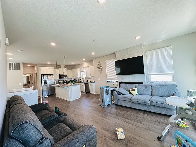 8201 SE Crabapple St — Photo 18