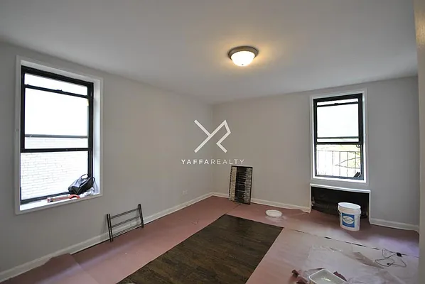 Rented by Yaffa Realty LLC | media 1