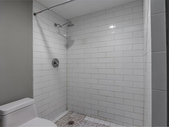 5th image of 10110 Forum West Dr APT 506