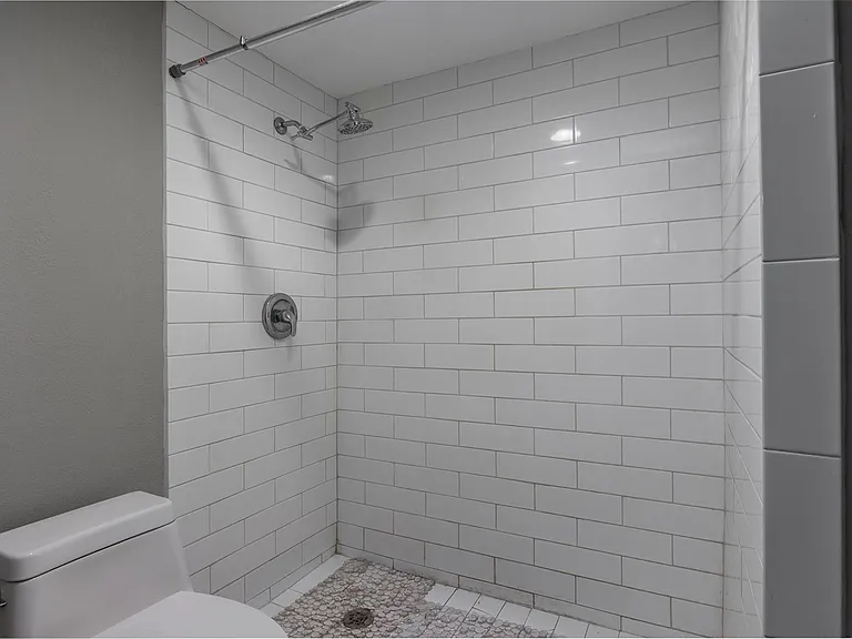 10110 Forum West Dr #506 — Photo 5